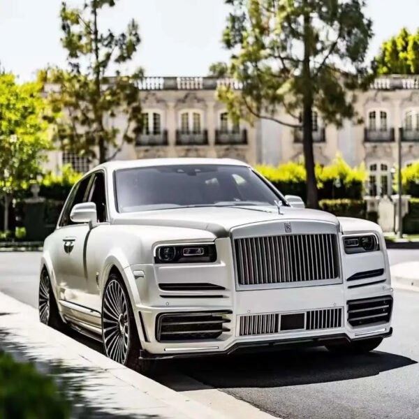 BTC Dry Carbon Fibre Body Kit Bumpers for Rolls-Royce Cullinan MSY Style - Image 3