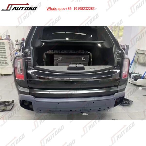 Factory Refit retrofit Body Kit For Rolls-Royce Cullinan 2018 2019 2020 2021 2022 2023 2024 Black Badge Upgrade to 2025 - Image 6